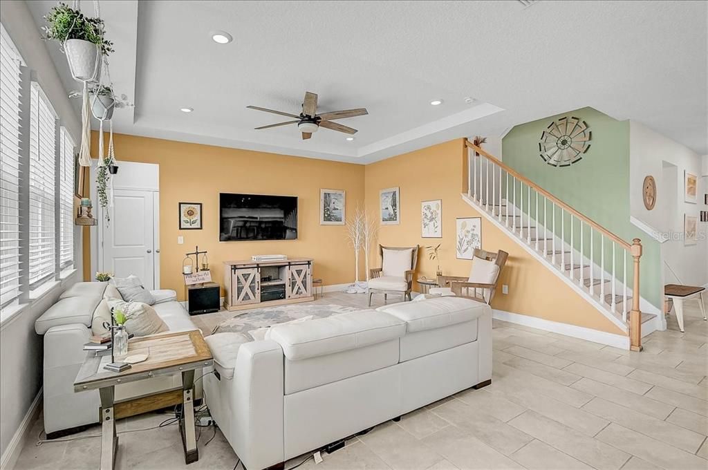 For Sale: $795,000 (5 beds, 3 baths, 3633 Square Feet)