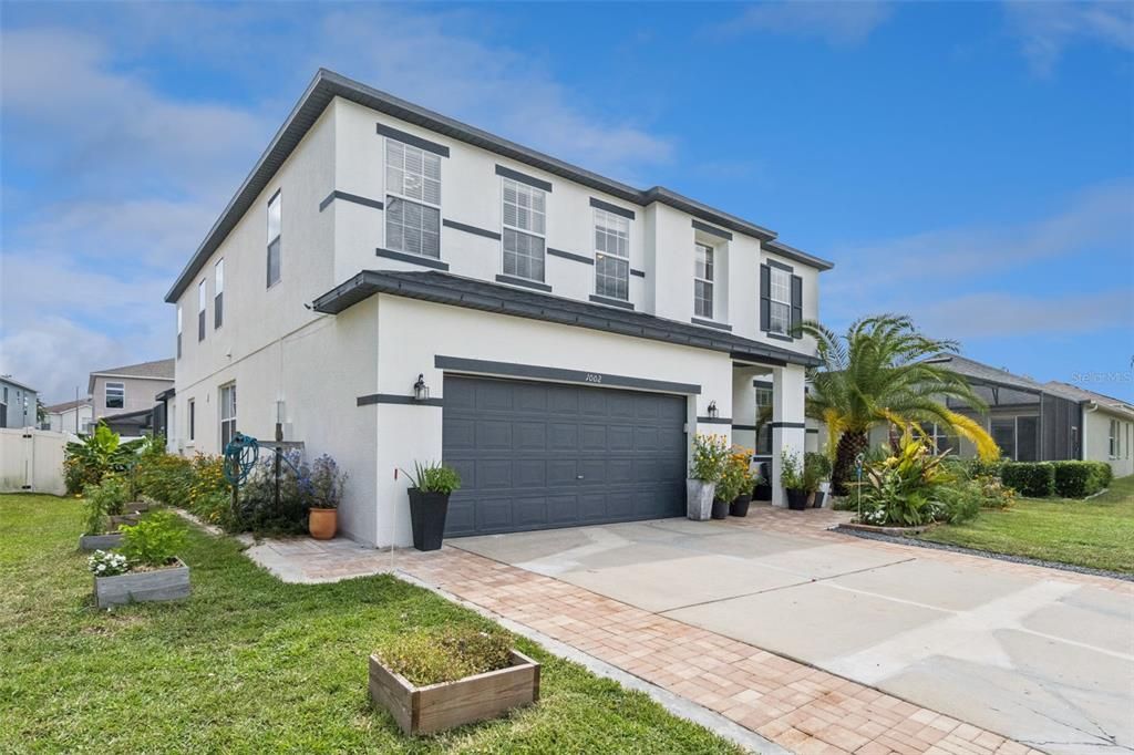 For Sale: $525,000 (5 beds, 4 baths, 3460 Square Feet)