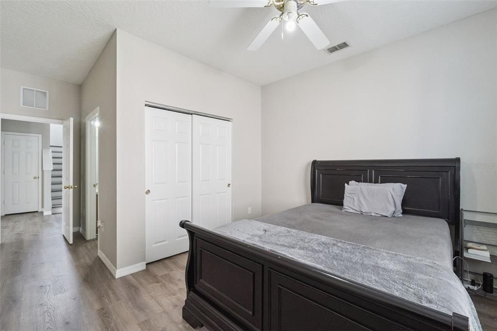 For Sale: $525,000 (5 beds, 4 baths, 3460 Square Feet)
