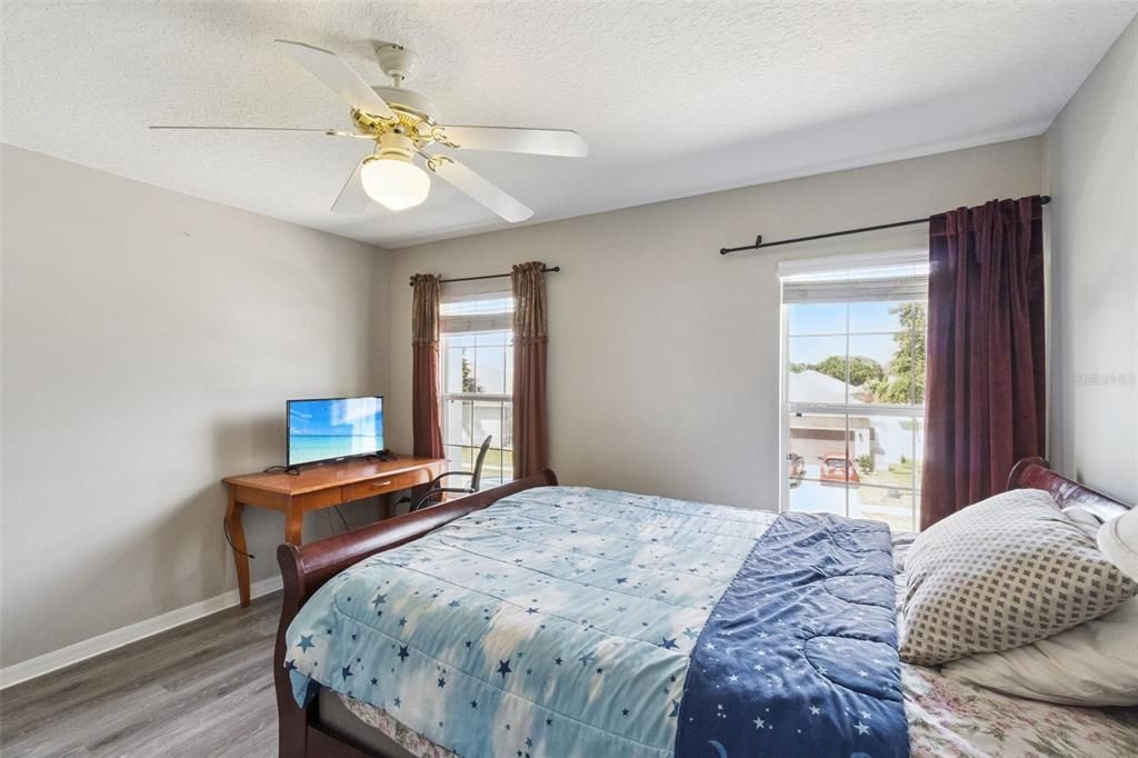 For Sale: $525,000 (5 beds, 4 baths, 3460 Square Feet)