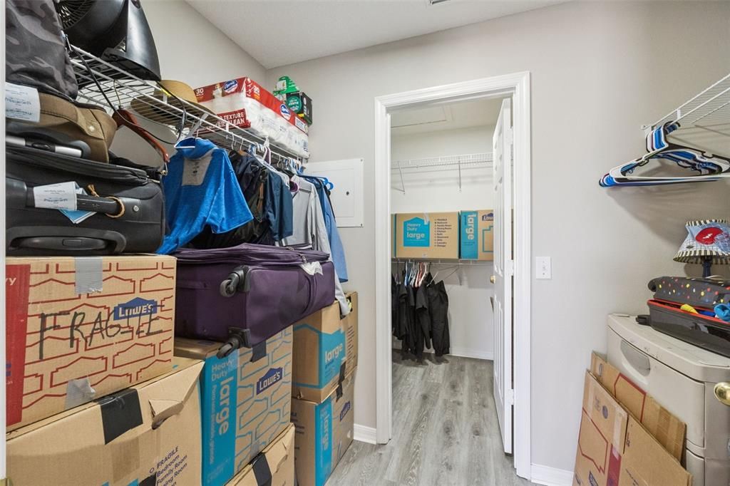 For Sale: $525,000 (5 beds, 4 baths, 3460 Square Feet)