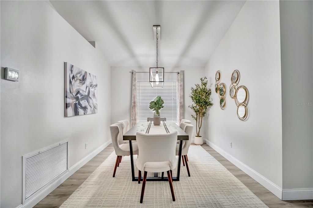 На продажу: $725,000 (3 спален, 2 ванн, 1886 Квадратных фут)