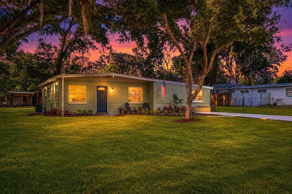For Sale: $334,900 (3 beds, 2 baths, 1474 Square Feet)