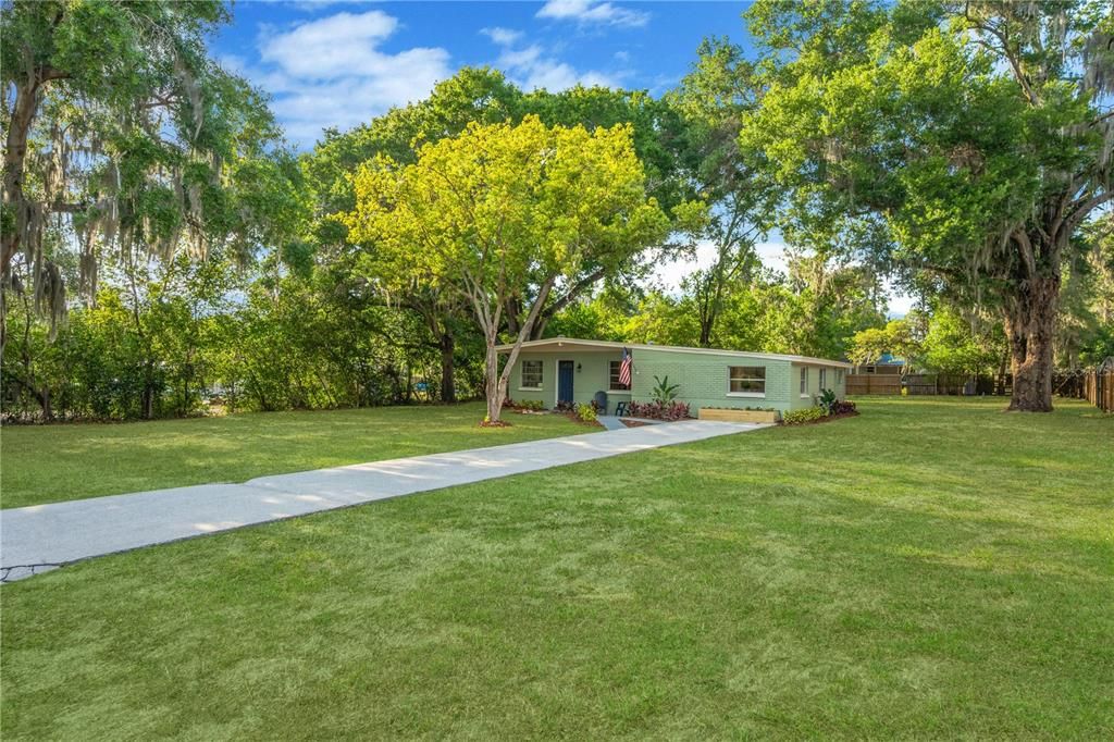 For Sale: $334,900 (3 beds, 2 baths, 1474 Square Feet)
