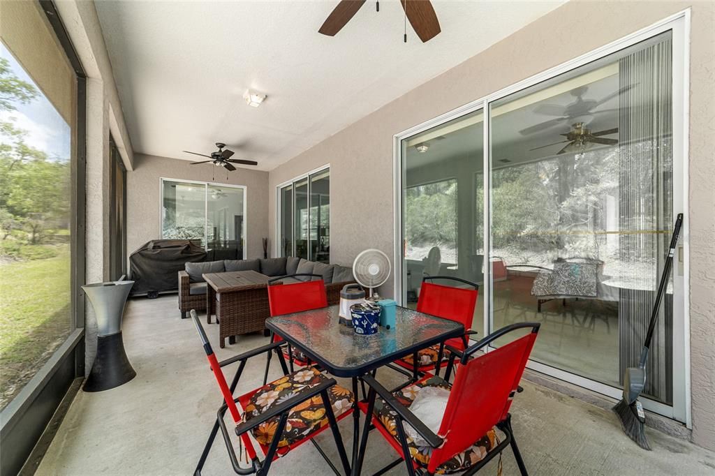 For Sale: $400,000 (3 beds, 2 baths, 2047 Square Feet)