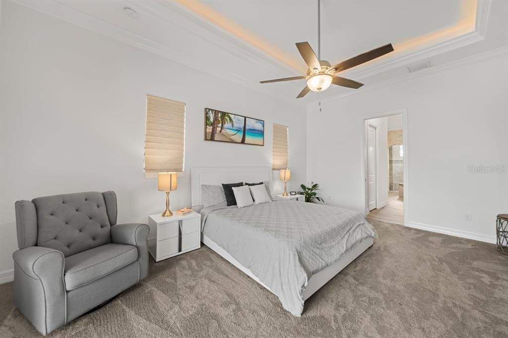 En Venta: $1,285,000 (3 camas, 3 baños, 2531 Pies cuadrados)