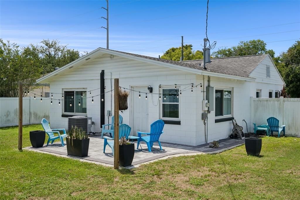 En Venta: $450,000 (3 camas, 2 baños, 1120 Pies cuadrados)