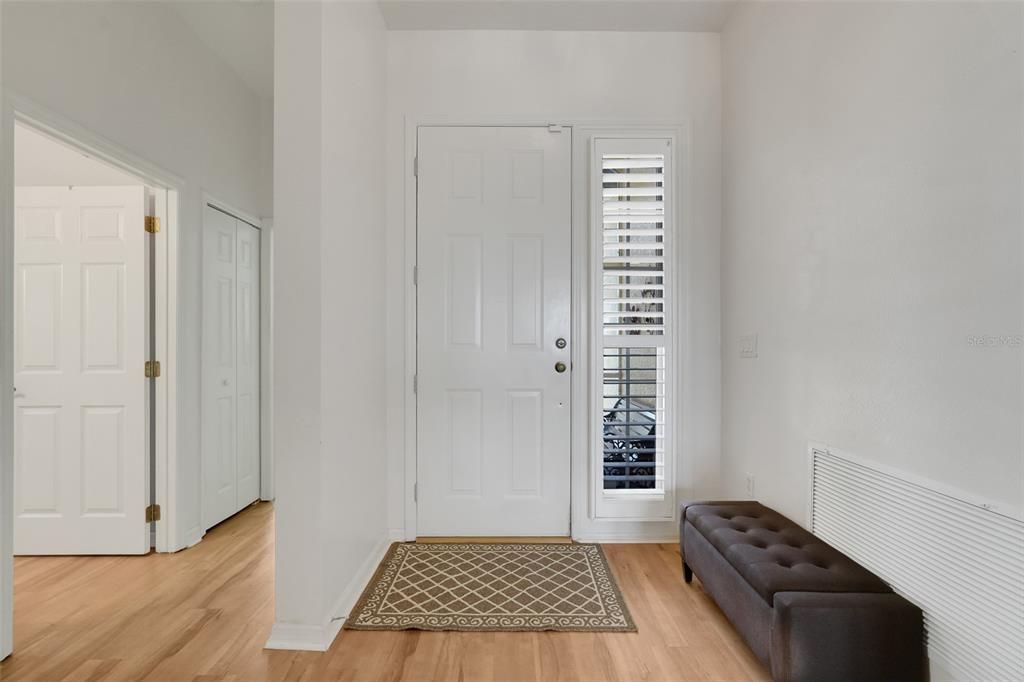 For Sale: $360,000 (2 beds, 2 baths, 1718 Square Feet)