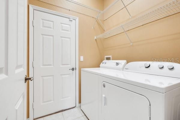 For Sale: $360,000 (2 beds, 2 baths, 1718 Square Feet)