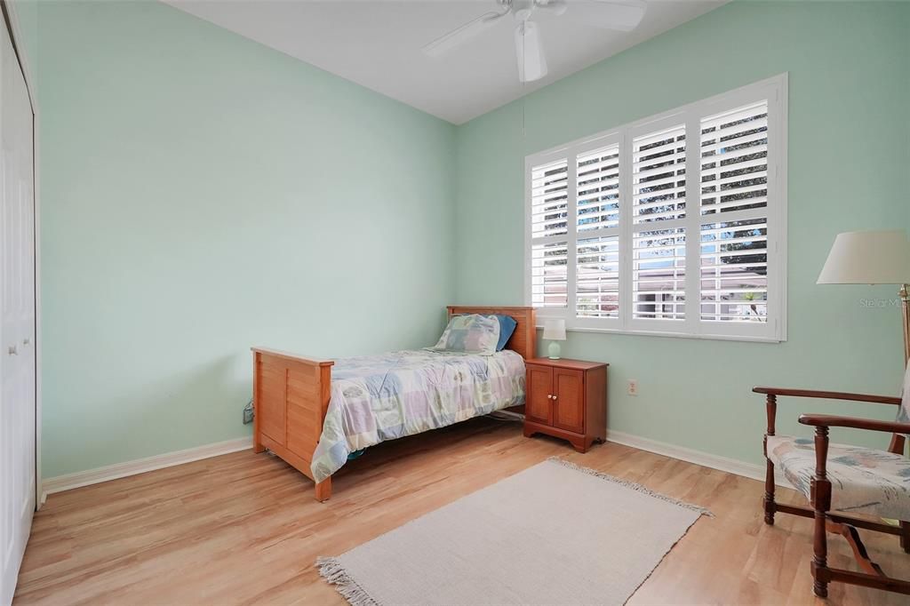 For Sale: $360,000 (2 beds, 2 baths, 1718 Square Feet)