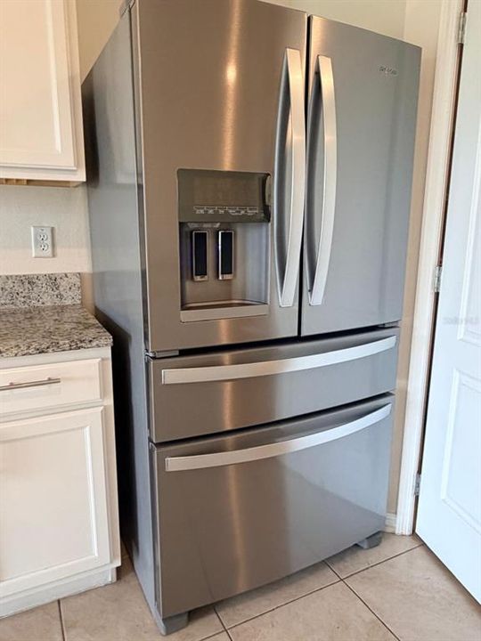 For Sale: $355,000 (4 beds, 2 baths, 1867 Square Feet)