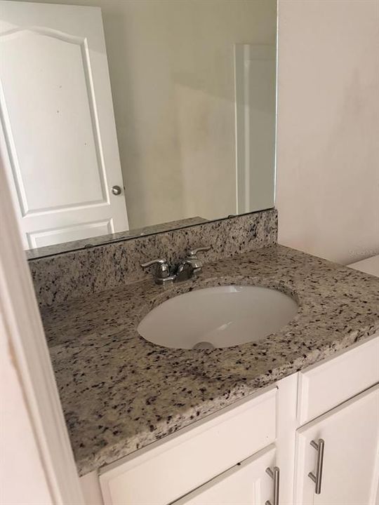 For Sale: $355,000 (4 beds, 2 baths, 1867 Square Feet)