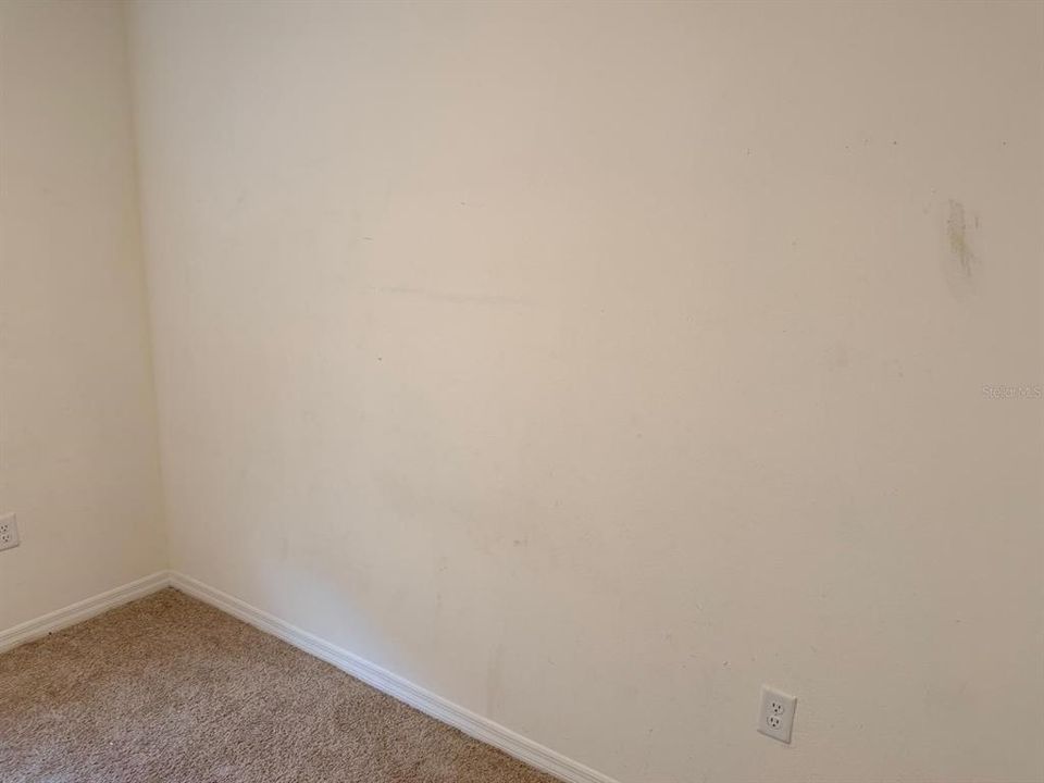 For Sale: $355,000 (4 beds, 2 baths, 1867 Square Feet)