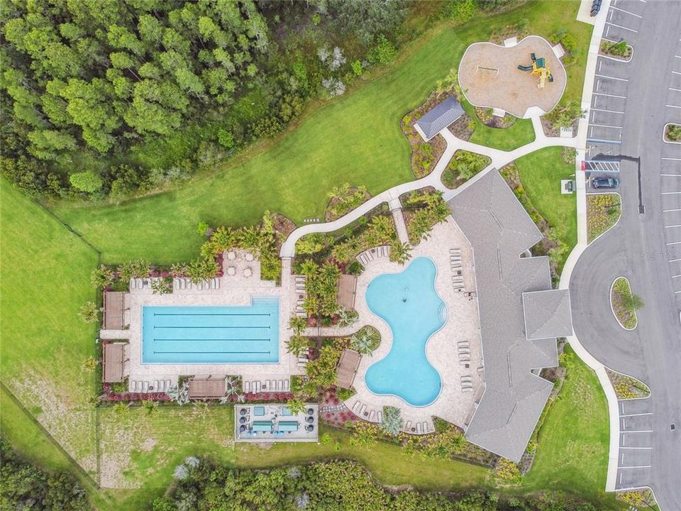 For Sale: $599,999 (5 beds, 3 baths, 2934 Square Feet)