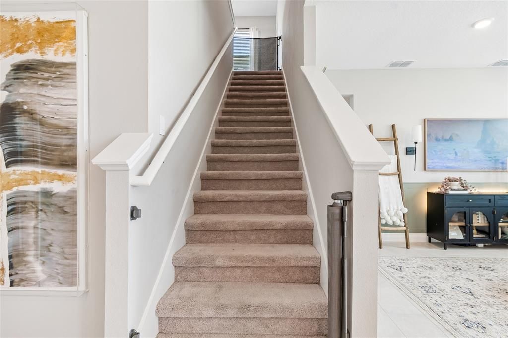 For Sale: $599,999 (5 beds, 3 baths, 2934 Square Feet)