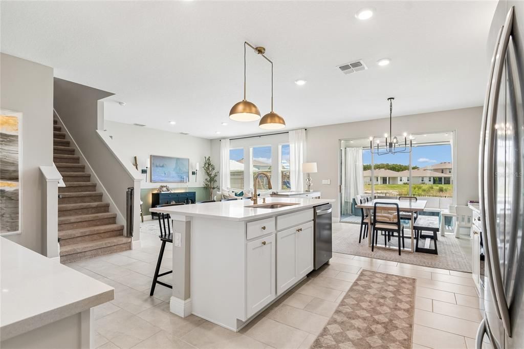 For Sale: $599,999 (5 beds, 3 baths, 2934 Square Feet)