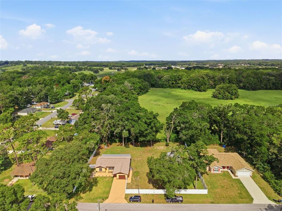For Sale: $274,900 (3 beds, 2 baths, 1248 Square Feet)