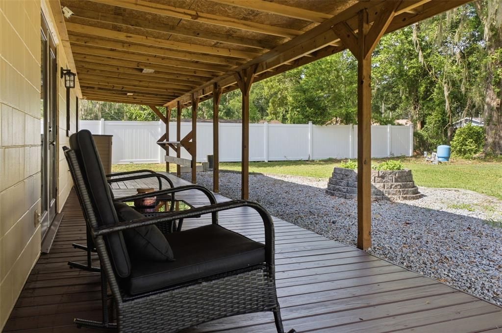 For Sale: $274,900 (3 beds, 2 baths, 1248 Square Feet)