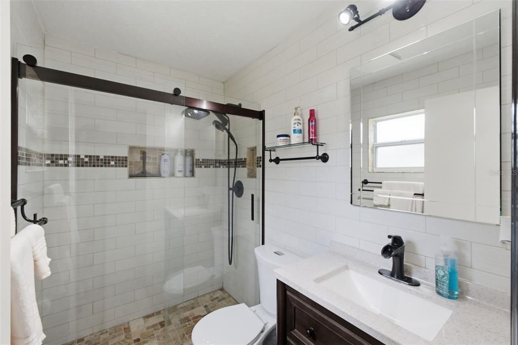 For Sale: $274,900 (3 beds, 2 baths, 1248 Square Feet)
