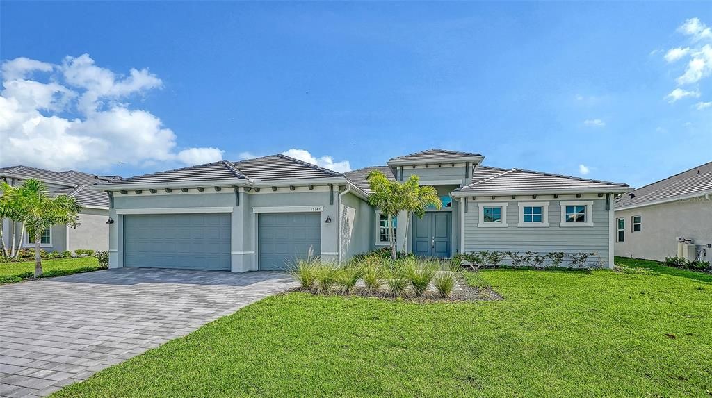 For Rent: $11,500 (3 beds, 3 baths, 2650 Square Feet)