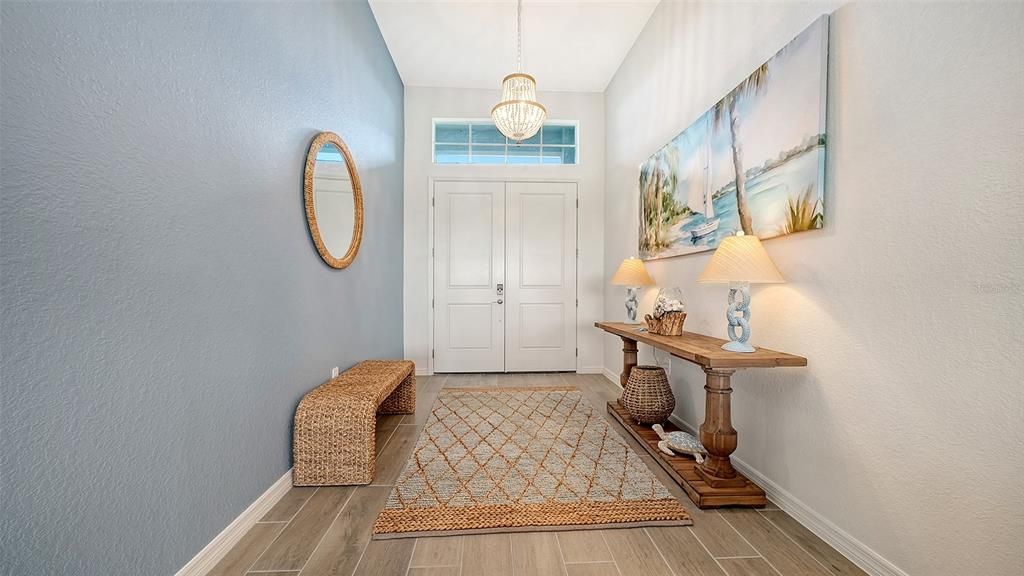 For Rent: $11,500 (3 beds, 3 baths, 2650 Square Feet)