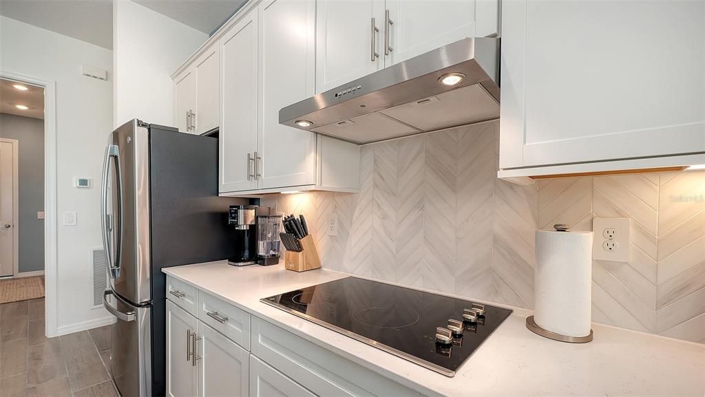 For Rent: $11,500 (3 beds, 3 baths, 2650 Square Feet)