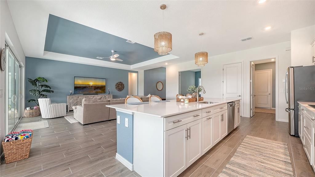 For Rent: $11,500 (3 beds, 3 baths, 2650 Square Feet)