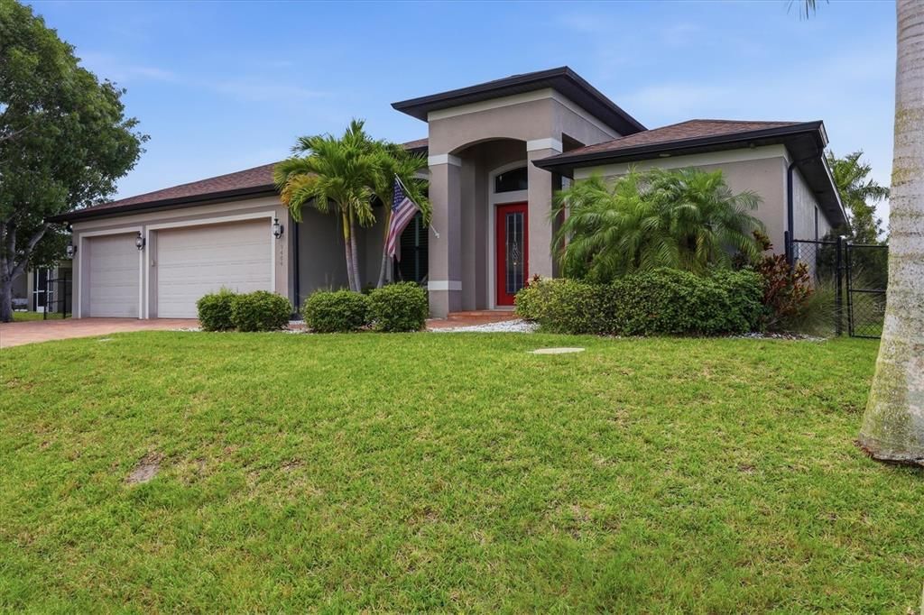 En Venta: $699,000 (2 camas, 2 baños, 2338 Pies cuadrados)