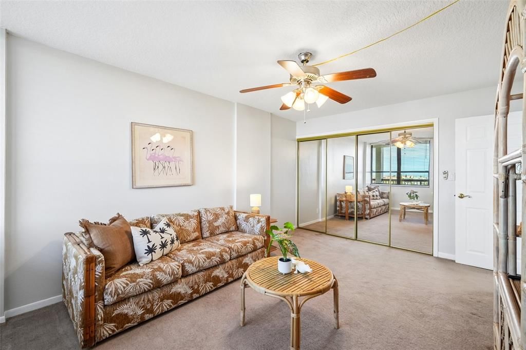 For Sale: $529,500 (2 beds, 2 baths, 1310 Square Feet)