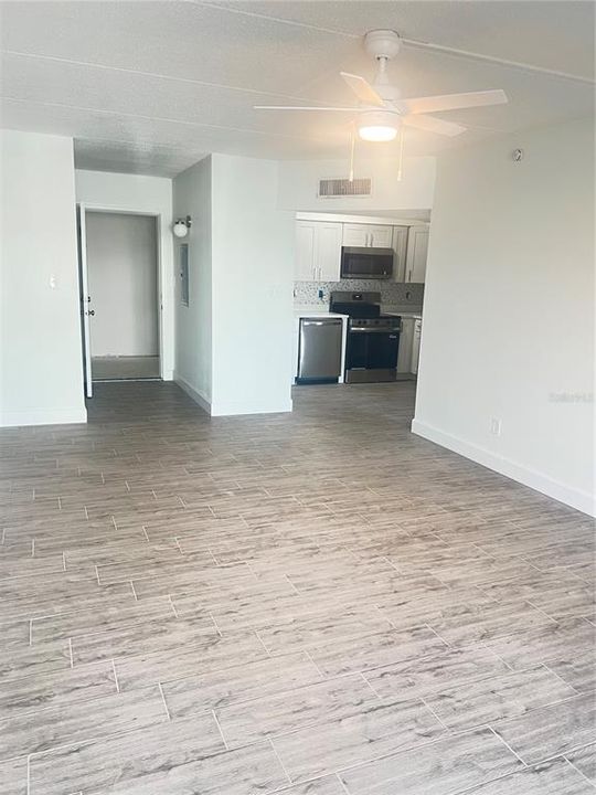 For Rent: $1,600 (1 beds, 1 baths, 645 Square Feet)