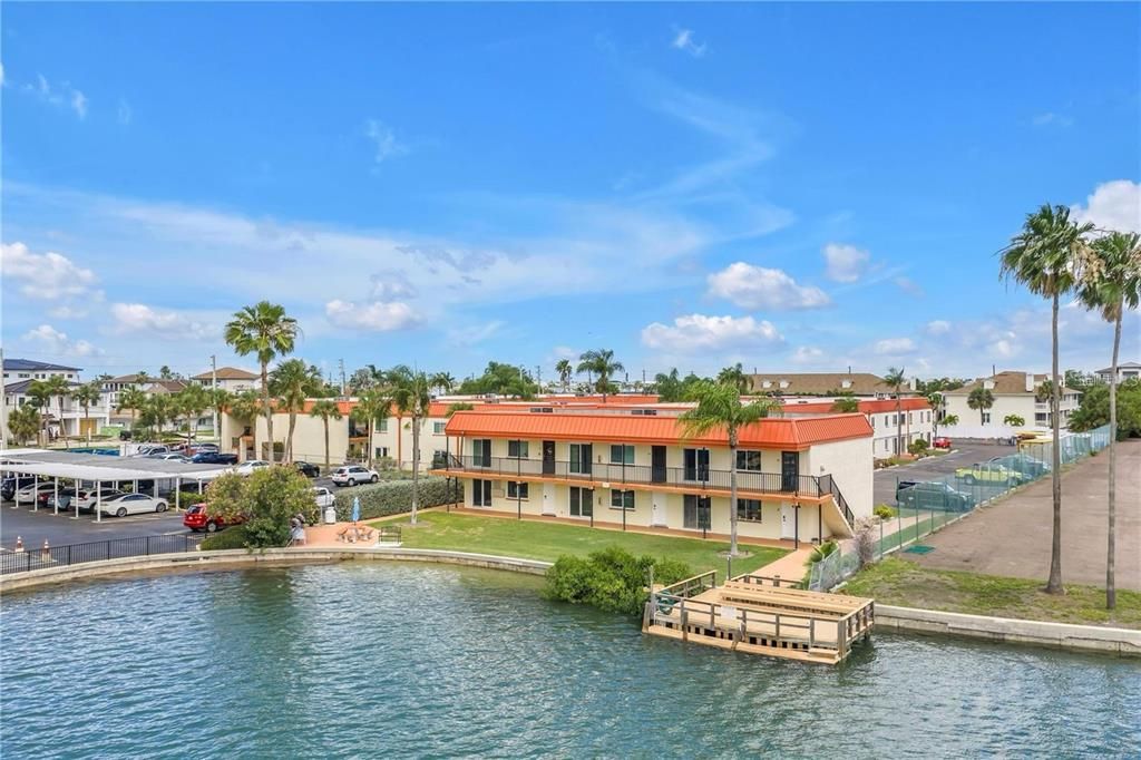 For Rent: $1,600 (1 beds, 1 baths, 645 Square Feet)