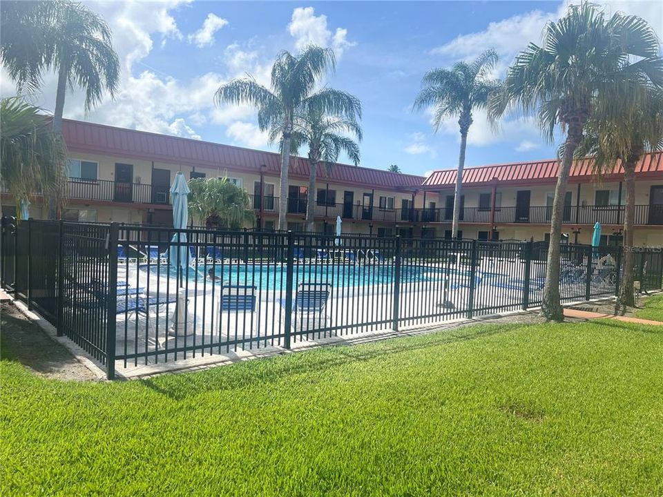 For Rent: $1,600 (1 beds, 1 baths, 645 Square Feet)
