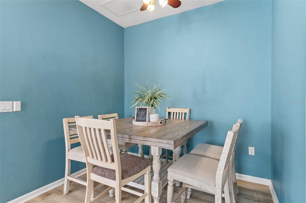 For Sale: $499,500 (4 beds, 2 baths, 2585 Square Feet)