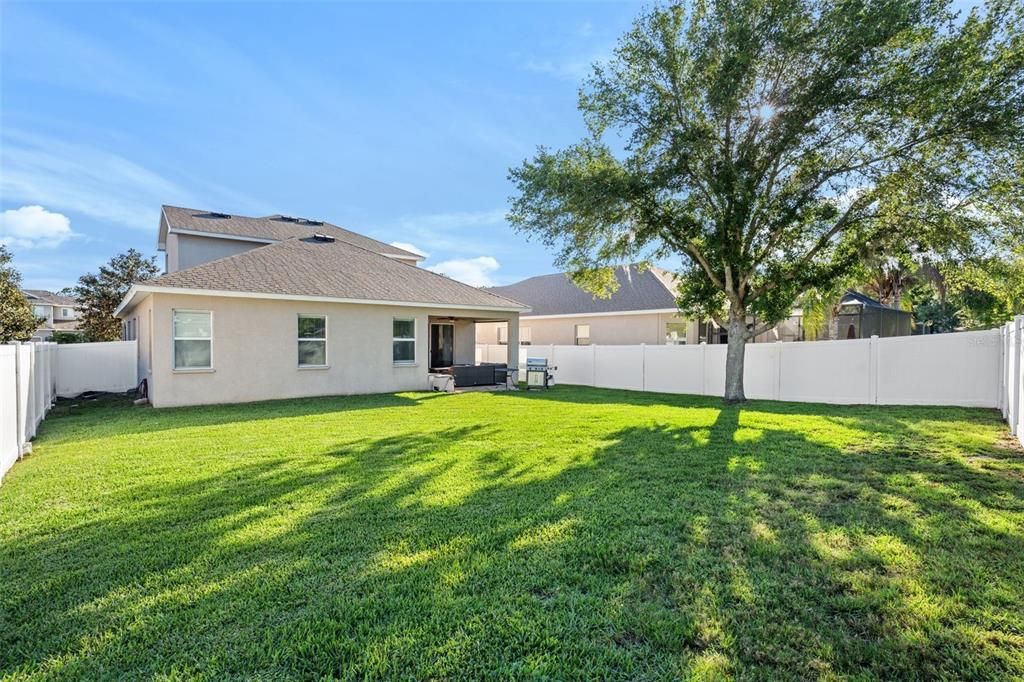 For Sale: $499,500 (4 beds, 2 baths, 2585 Square Feet)