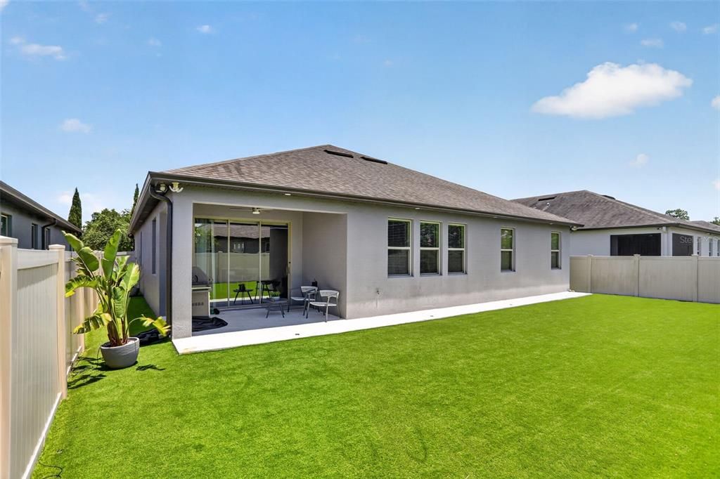 En Venta: $585,000 (4 camas, 3 baños, 2272 Pies cuadrados)