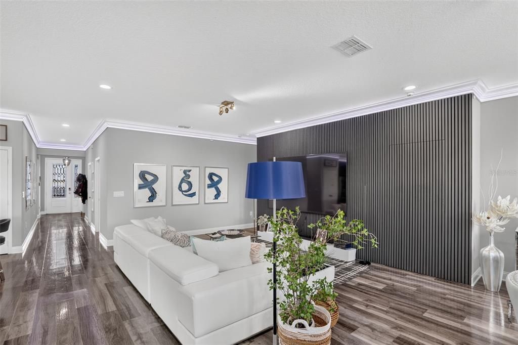 En Venta: $585,000 (4 camas, 3 baños, 2272 Pies cuadrados)