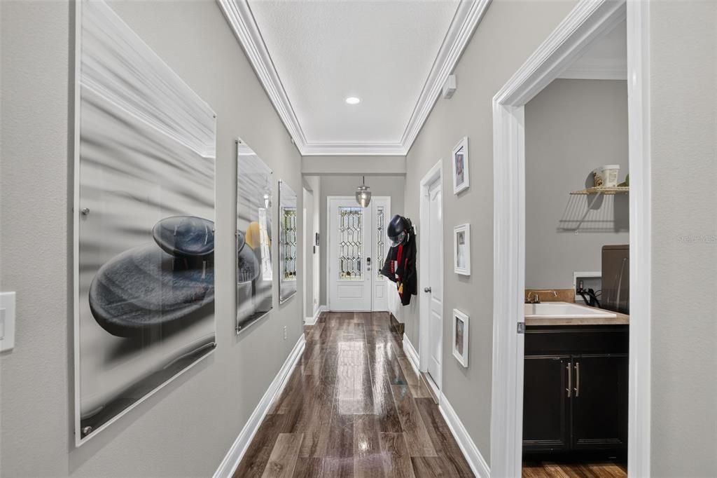 En Venta: $585,000 (4 camas, 3 baños, 2272 Pies cuadrados)