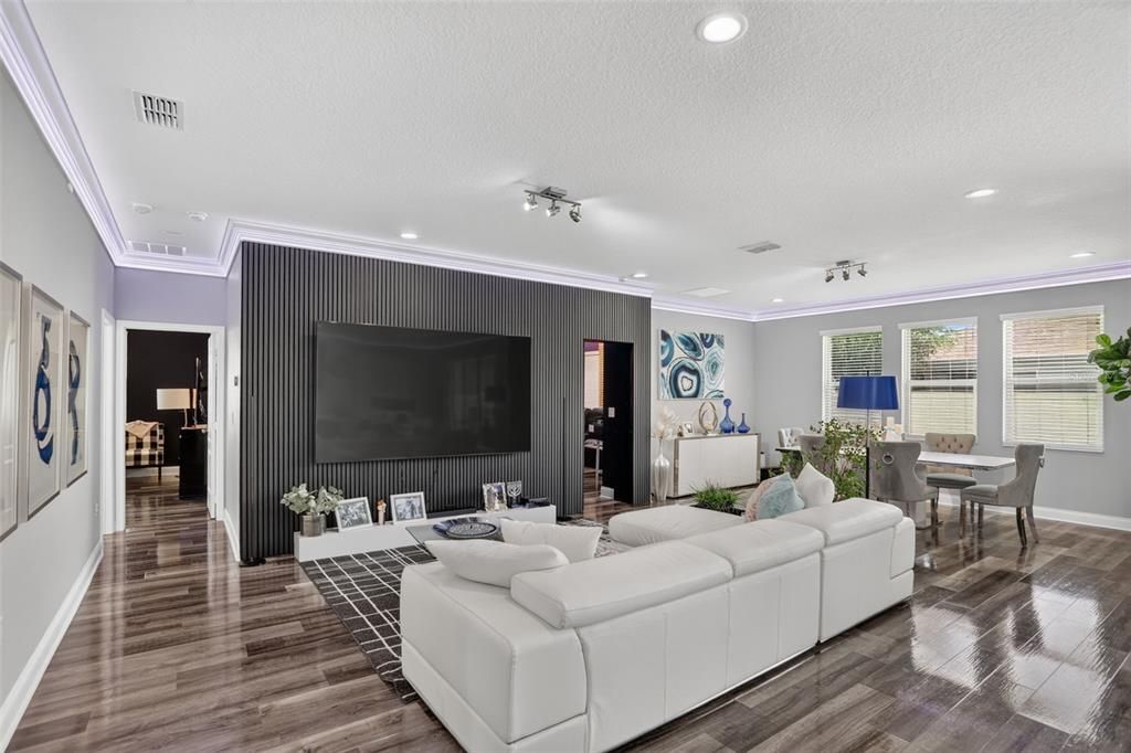 En Venta: $585,000 (4 camas, 3 baños, 2272 Pies cuadrados)