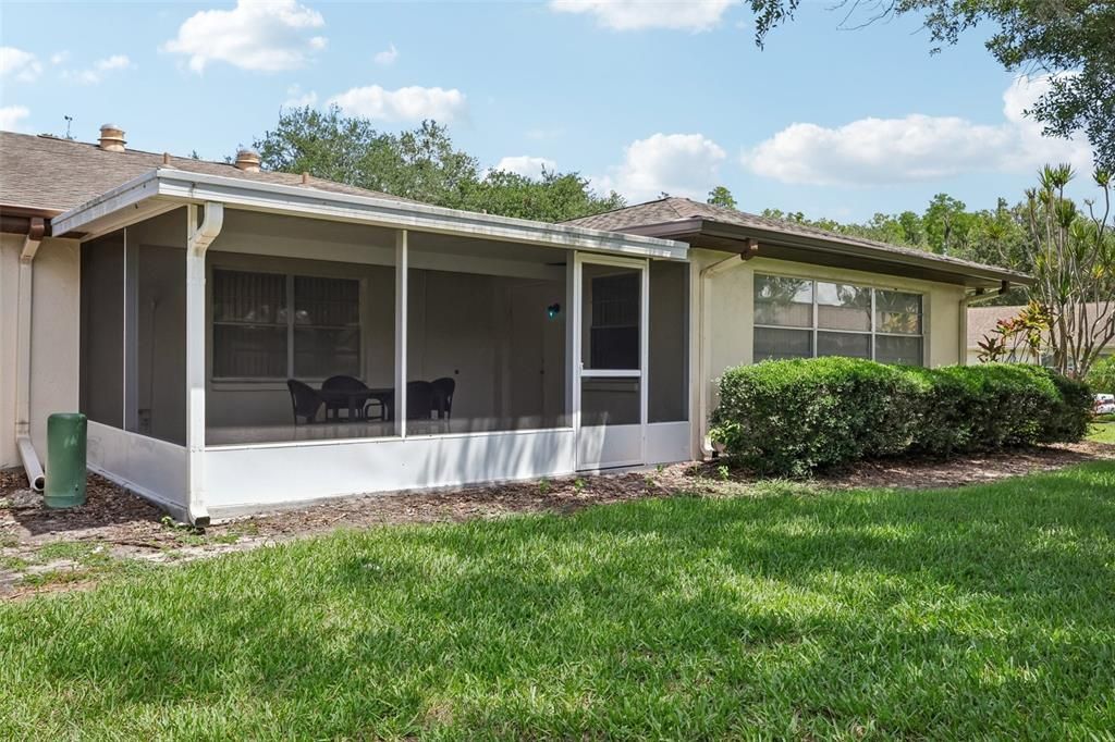 For Sale: $149,900 (2 beds, 2 baths, 1448 Square Feet)