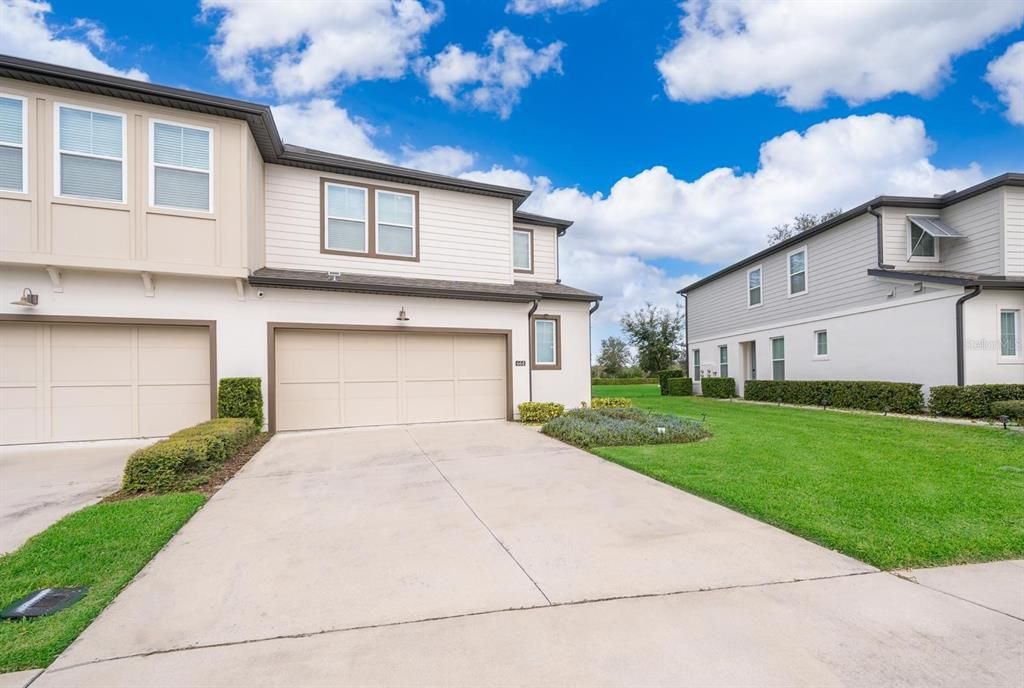 For Rent: $2,700 (3 beds, 2 baths, 2160 Square Feet)