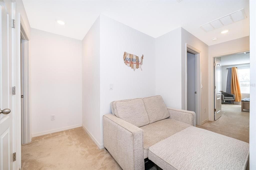 For Rent: $2,700 (3 beds, 2 baths, 2160 Square Feet)