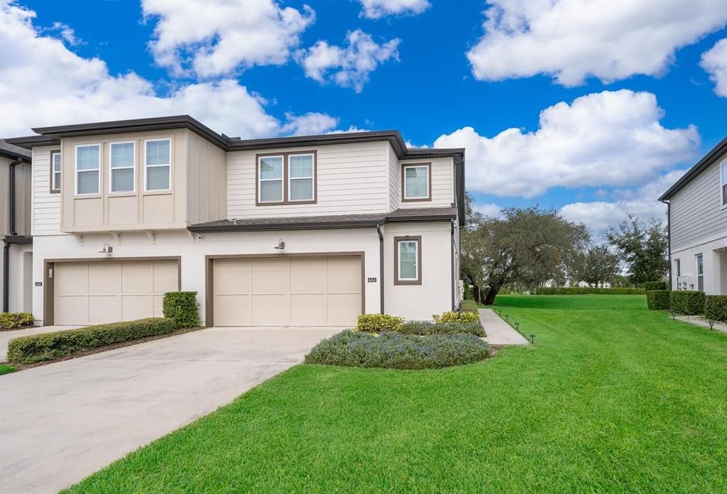 For Rent: $2,700 (3 beds, 2 baths, 2160 Square Feet)