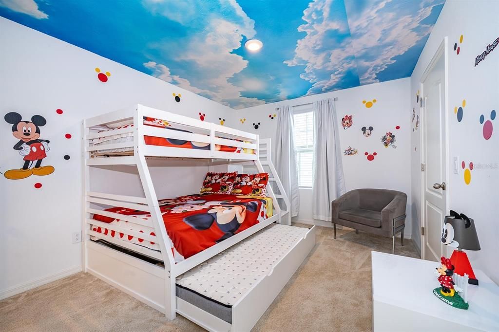 For Rent: $2,700 (3 beds, 2 baths, 2160 Square Feet)