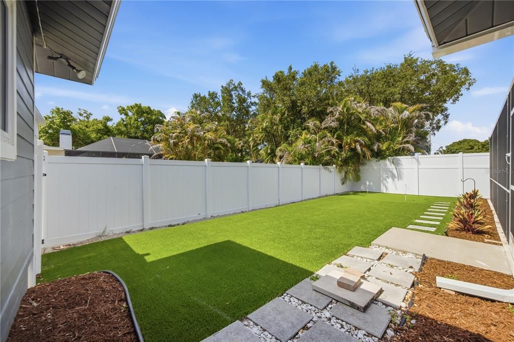 For Sale: $524,900 (3 beds, 2 baths, 1614 Square Feet)