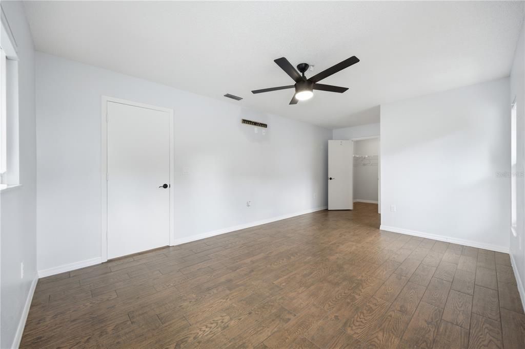 For Sale: $524,900 (3 beds, 2 baths, 1614 Square Feet)