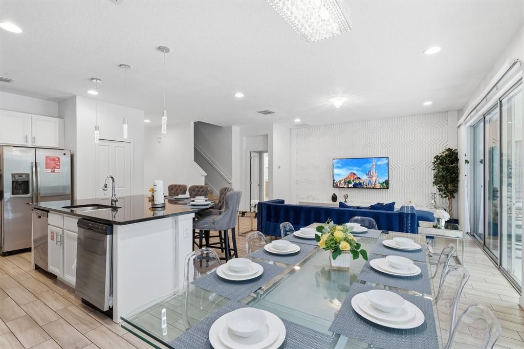 For Rent: $4,500 (8 beds, 5 baths, 3248 Square Feet)