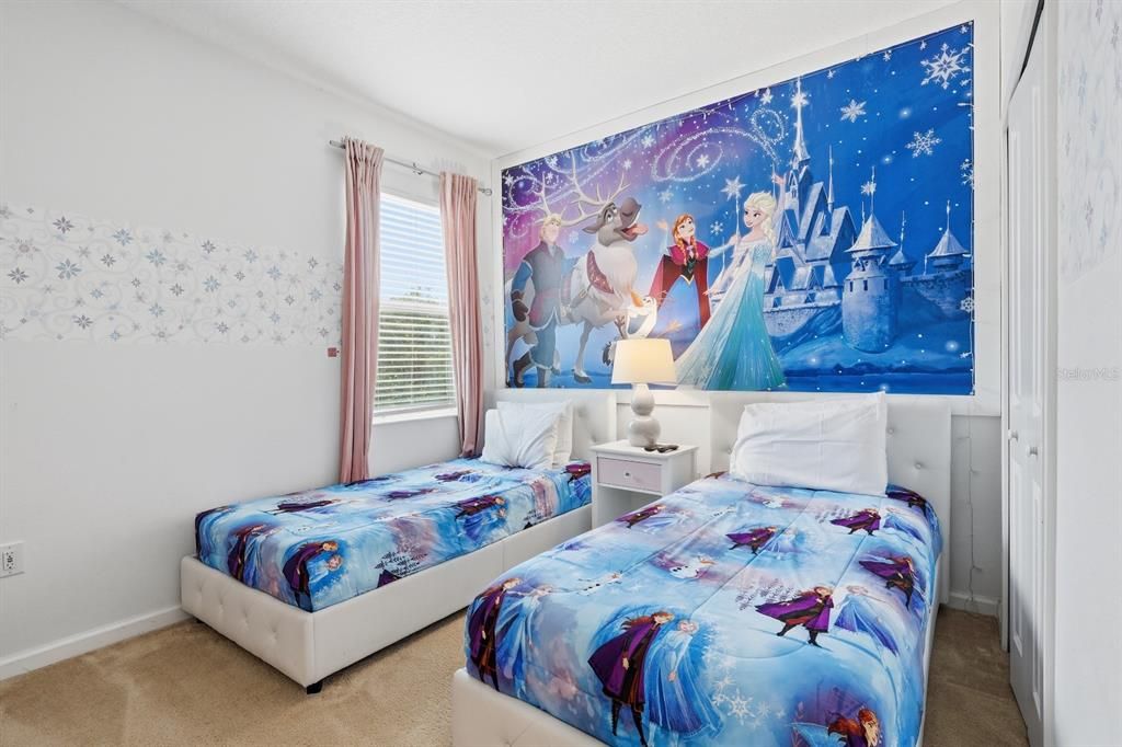 For Rent: $4,500 (8 beds, 5 baths, 3248 Square Feet)