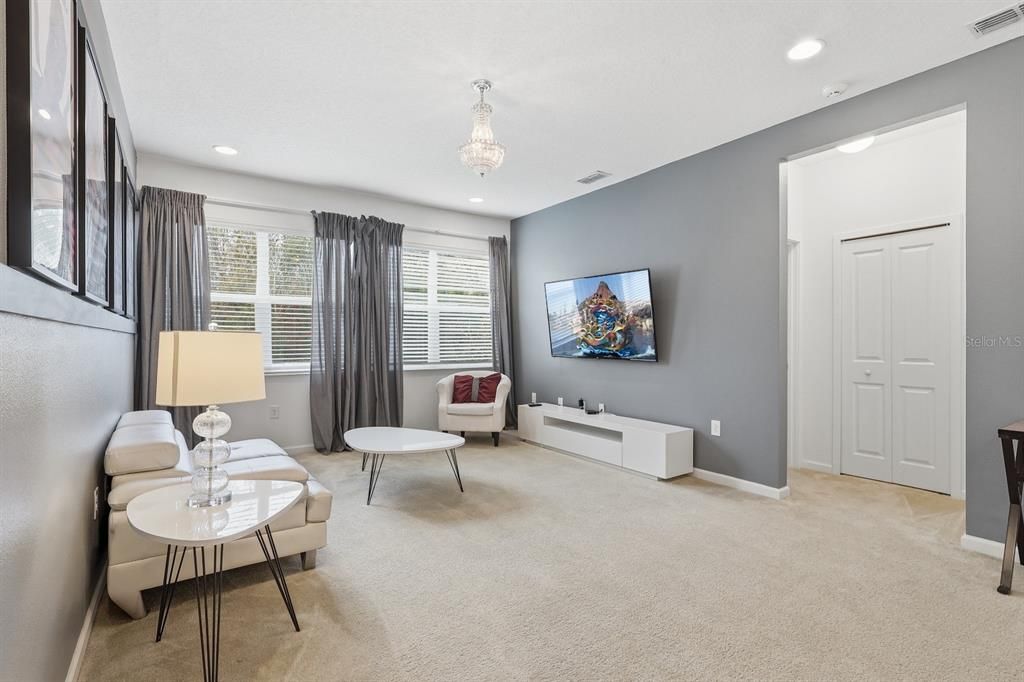 For Rent: $4,500 (8 beds, 5 baths, 3248 Square Feet)