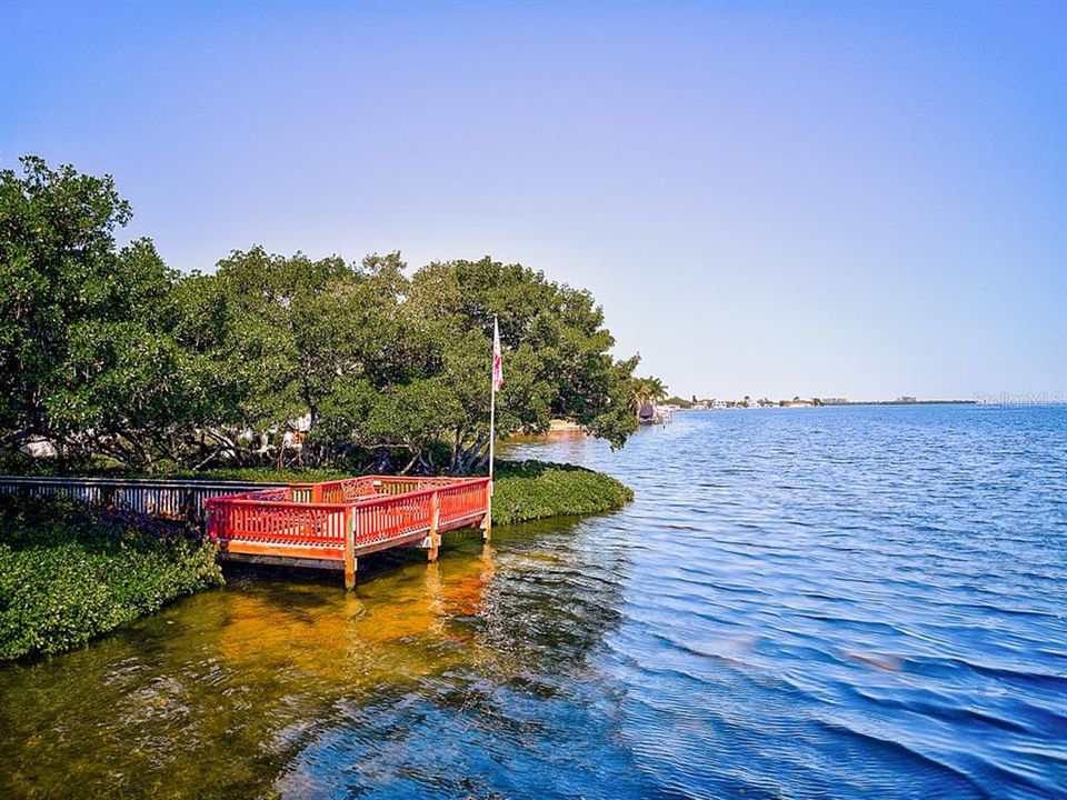 For Sale: $540,000 (2 beds, 2 baths, 1080 Square Feet)
