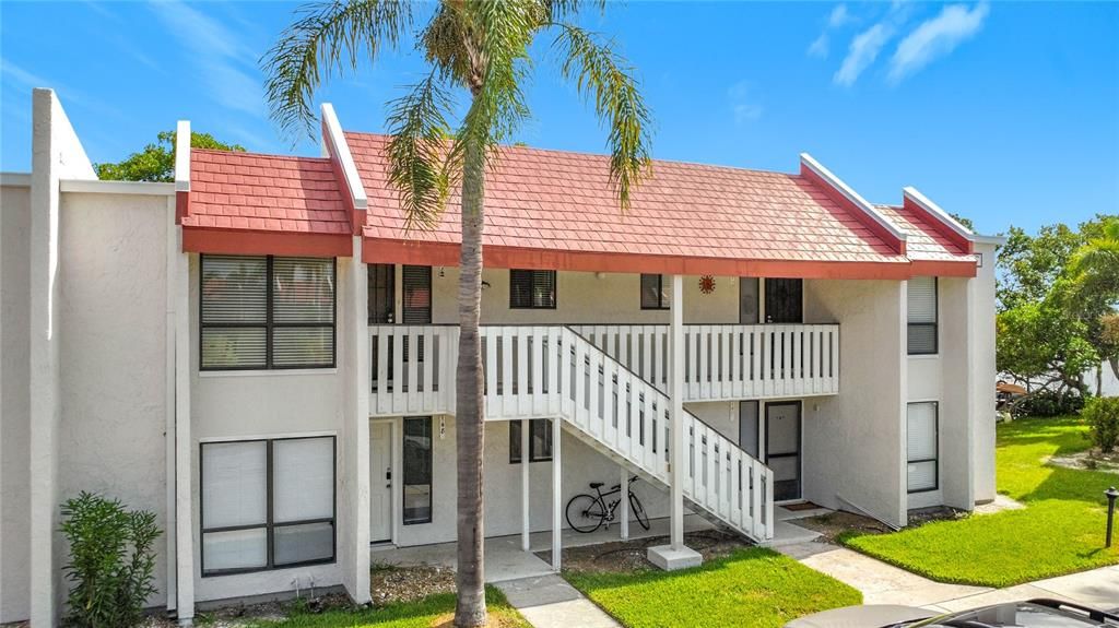 For Sale: $540,000 (2 beds, 2 baths, 1080 Square Feet)